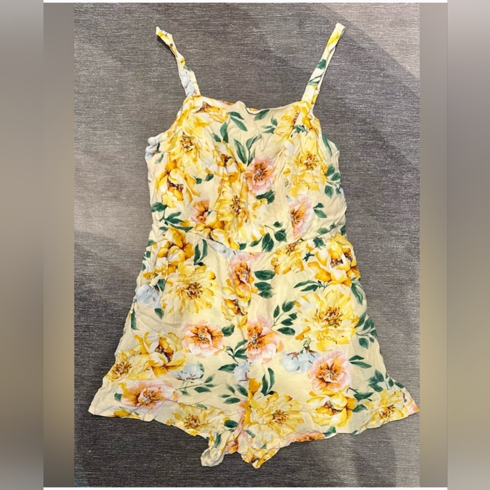 XL yellow floral Old Navy romper